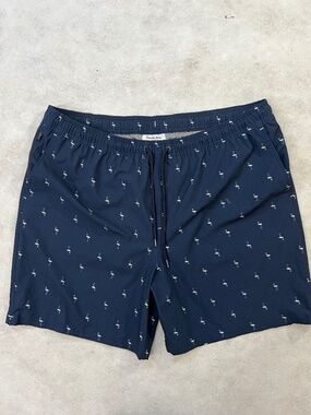 Goodfellow & Co. Men's XL Mini Flamingo Print Swim Shorts Navy Blue 7" Inseam